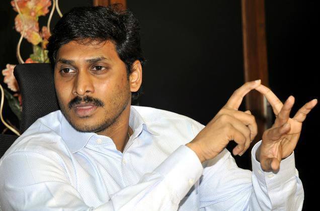Stars gear up in Jagan’s favour now, feels Ganesha.